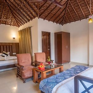 King Room Garden View